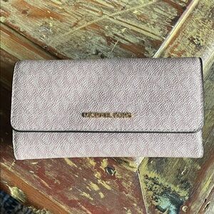 Michael Kors Blush Textured Wallet